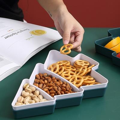 Weihnachtsbaum Geteilte Snackschale Plastik Servierplatte für Früchte Nüsse Süßigkeiten Stapelbare Lebensmittelplatte für Feiertagsfeiern Platzsparender Küchenorganisator