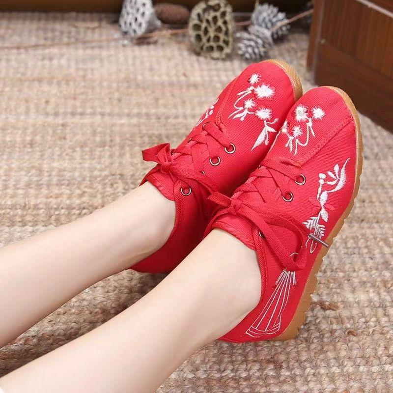 Woman Spring Autumn Embroidered Canvas Shoes Increased Internal Rubber Sole Non Slip Round Toe Lace Up Light Casual Cloth Shoes