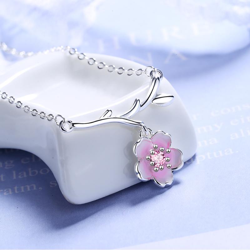 Lovely Cherry Blossom Pendant Necklace Sparkling Transparent Crystal Jewelry for Women Girls Casual Outing Accessory Gift