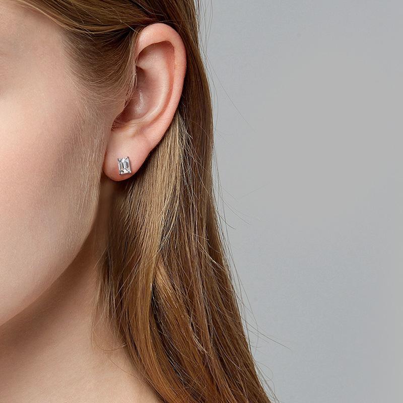 Smyoue 0.5-2CT Emerald Cut 18k Plated Moissanite Stud Earrings for Women Classic Bride 925  Silver Earring Lab Diamond