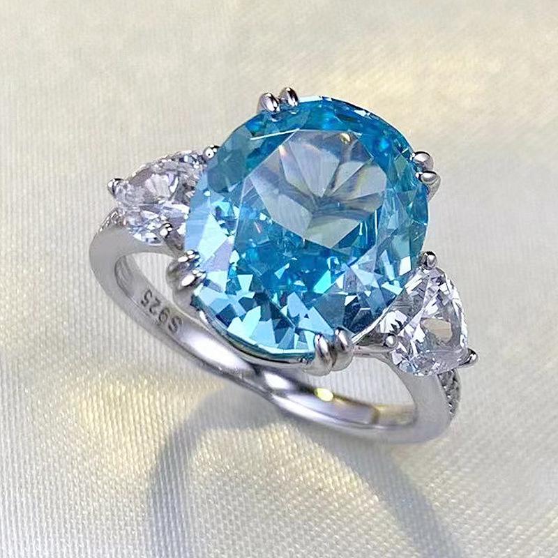 Zhuo Zhifan 2023 S925 Silver Sea Blue Ice Flower Oval Ring for Women