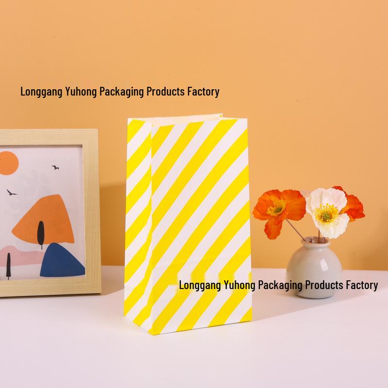 Colorful Minimalist Kraft Paper Bags for Baking Snacks and Children's Gifts