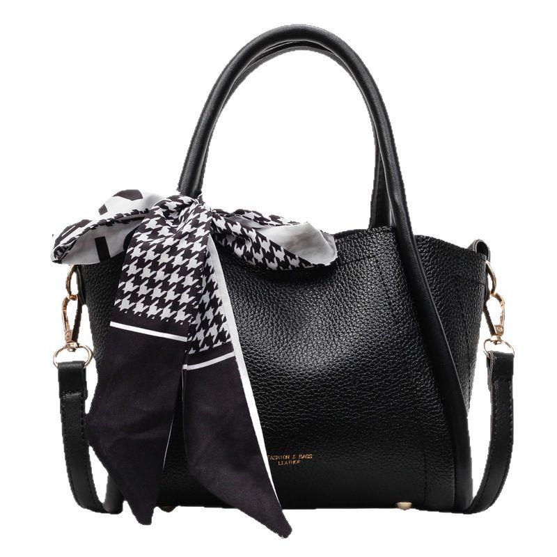 New Versatile Messenger Bag Casual Handheld Child and Mother Bucket Bag