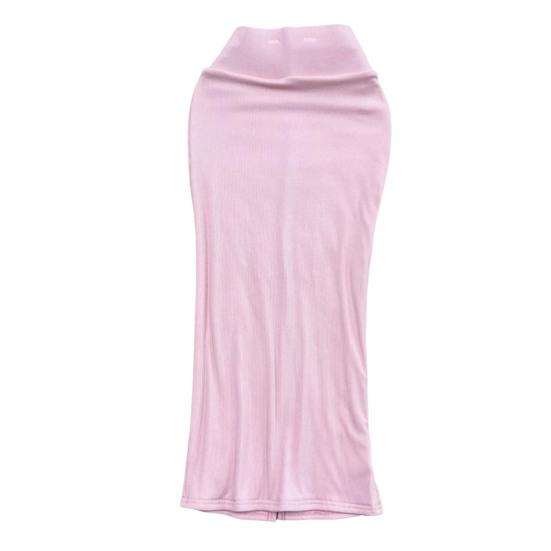 Dámská midi sukně jednobarevná s rozparkem vzadu, s vysokým pasem, rybího střihu, obepínající boky, do kanceláře, pouzdrová sukně