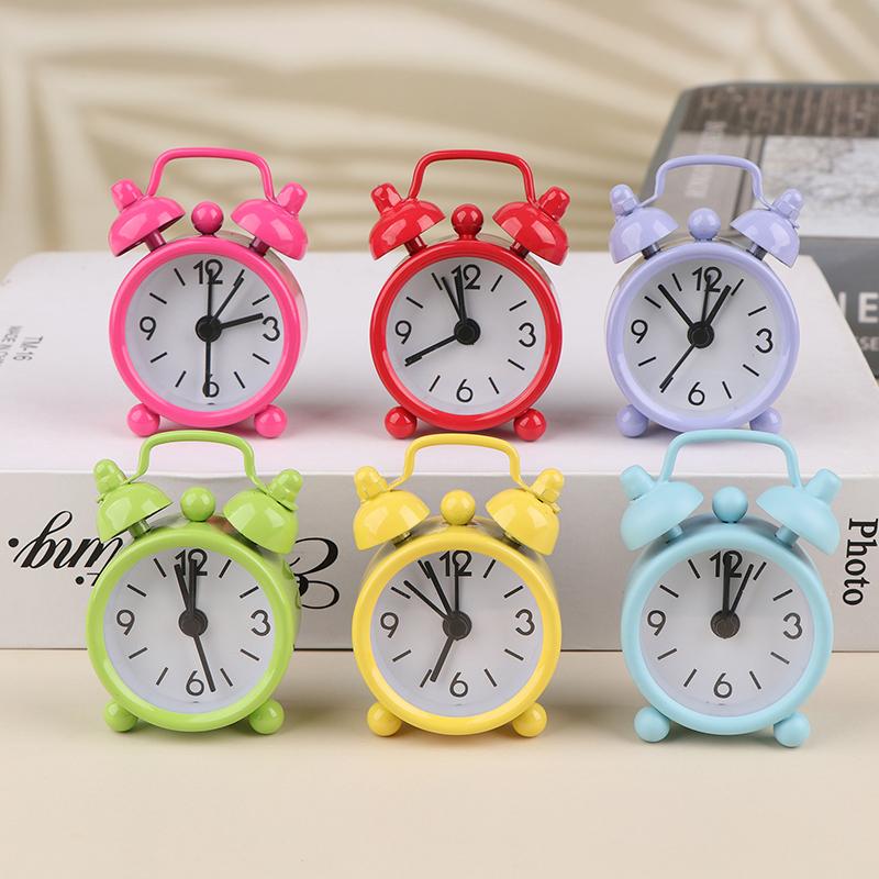 1Pc Creative Quartz Round Alarm Clock 4Cm Mini Metal Small Alarm Clock Portable Desktop Home Decoration