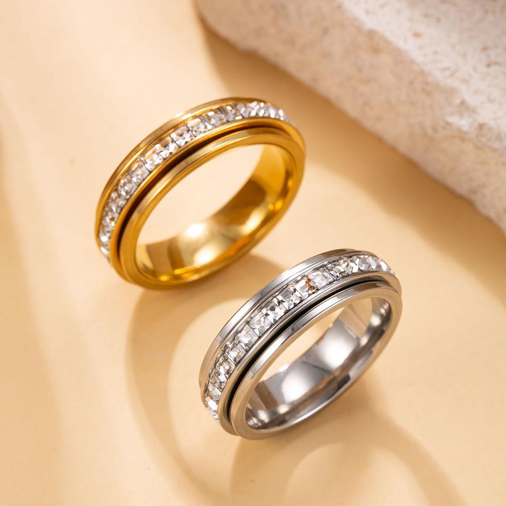 Ювелирные изделия из титановой стали Однорядные квадратные бриллиантовые вращающиеся кольца для пар Высококачественные модные кольца из нержавеющей стали Фабрика 9No.