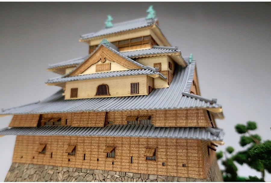 Woody Joe 1/150 Matsue Castle Wooden Model Assembly Kit (Building)