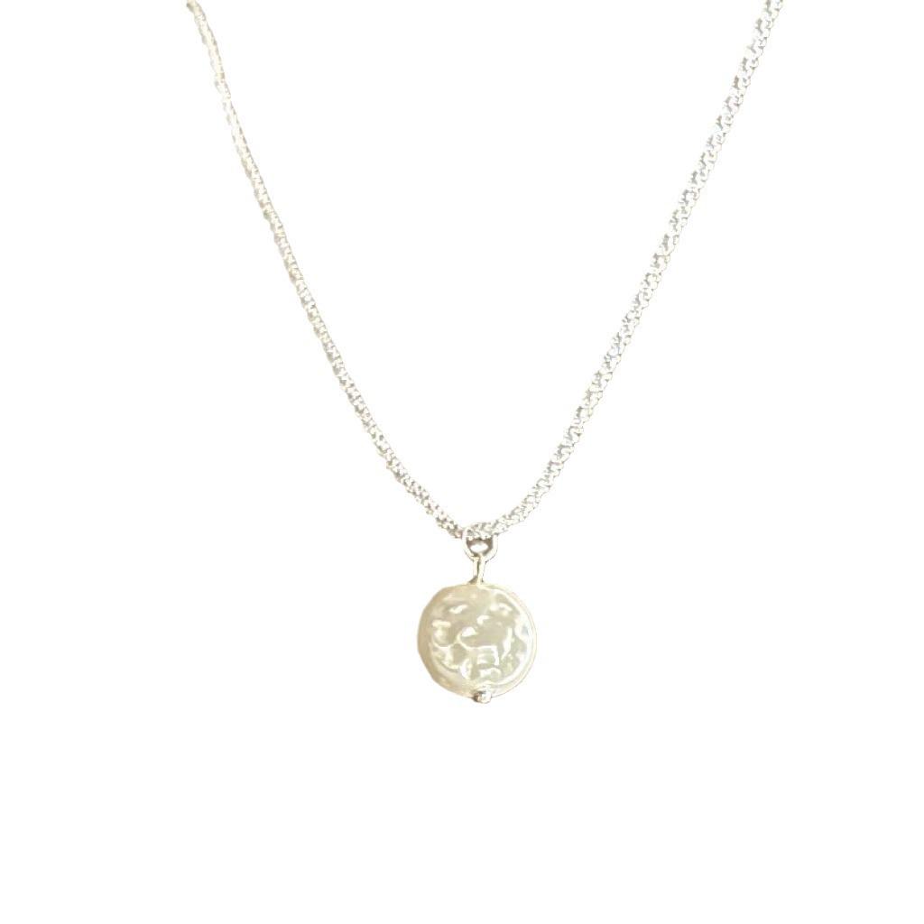 Elegant Shimmering Pearl Collarbone Necklace
