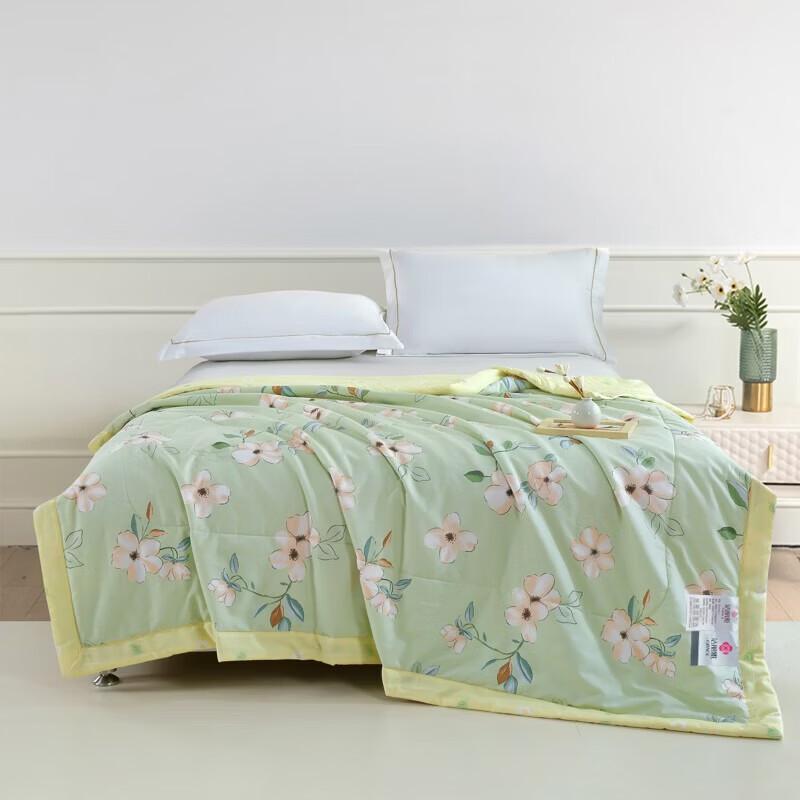 Grace JLY-CP669 All-Season Skin-Friendly Blended Quilt