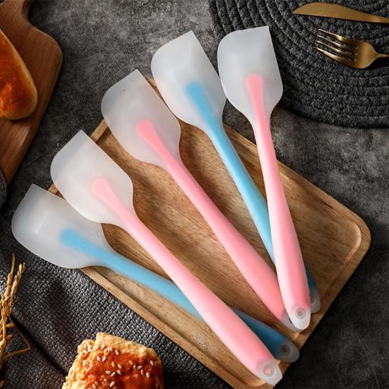 Silicone Spatula Heat-Resistant Non-Stick Baking Tool for Spreading Scraping Mixing Dishwasher Safe Essential Kitchen Utensil for Cakes Jam