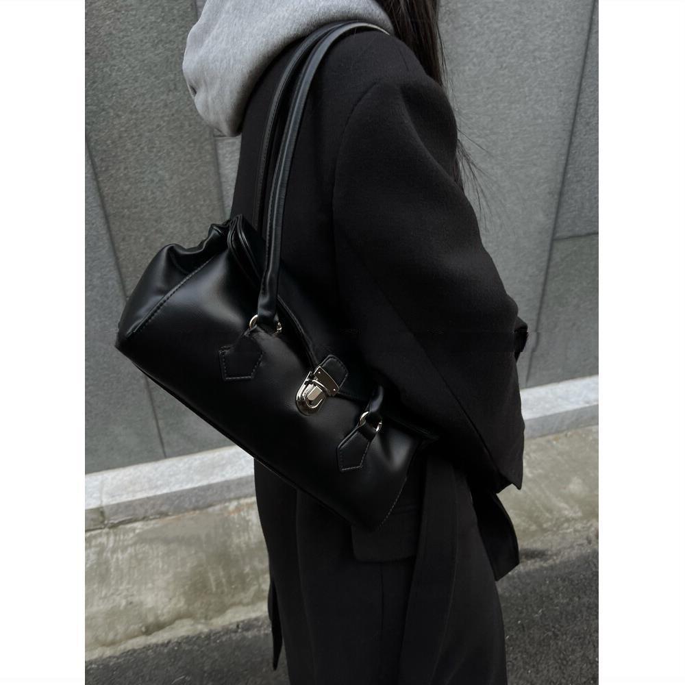 Vintage College Style Simple Shoulder Armpit Bag Premium Sense Niche Locomotive Bag