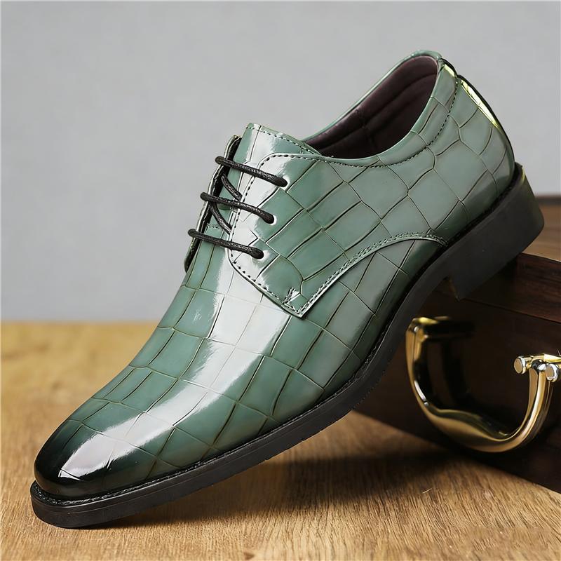 Fashion New Men's Pointed Crocodile Pattern Leather Derby Casual Shoes Male Wedding Dress Homecoming Footwear Zapatos Hombre