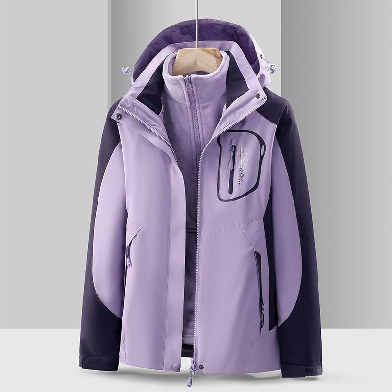 Autumn and Winter Three-in-one Two-piece Set, Windproof and Waterproof Outdoor Jacket, Women's Fleece Jacket, Thickened with Velvet