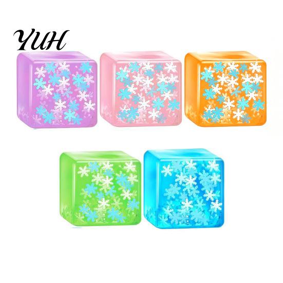 Hand Exerciser Toy Ice Cube Stress Relief Toy, Glow-in-the-Dark Snowflake Filled Cube, Portable Relievers Luminous Clear Sensory Adults and Kids