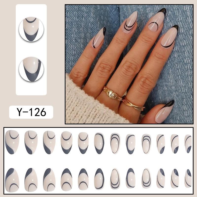 Short Press-On Nails Set Ins Style Fake Full Cover Acrylic Nail Tips Women Daily Wear