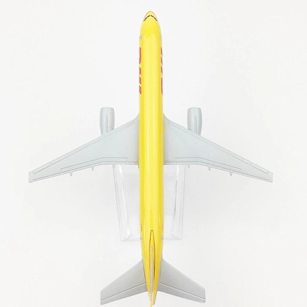 Modelové lietadlá pre chlapcov 16 cm Zliatina Kov DHL Airways 777 Lietadlo Diecast Model lietadla Ozdoby do domácnosti