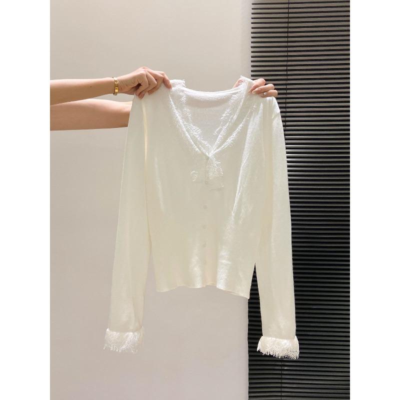 Gentle Lace Splicing Collar Knitted Top Women's Autumn and Winter Temperament Soft Waxy Button Sweater Cardigan