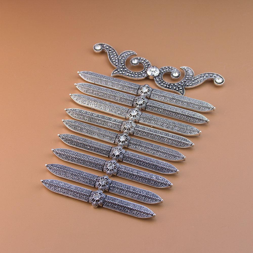 

Retro Caucasian Slavic Wedding Breastplate Belt Accessories with Raised Traditional Patterns Sewn onto Clothing античний срібного кольору