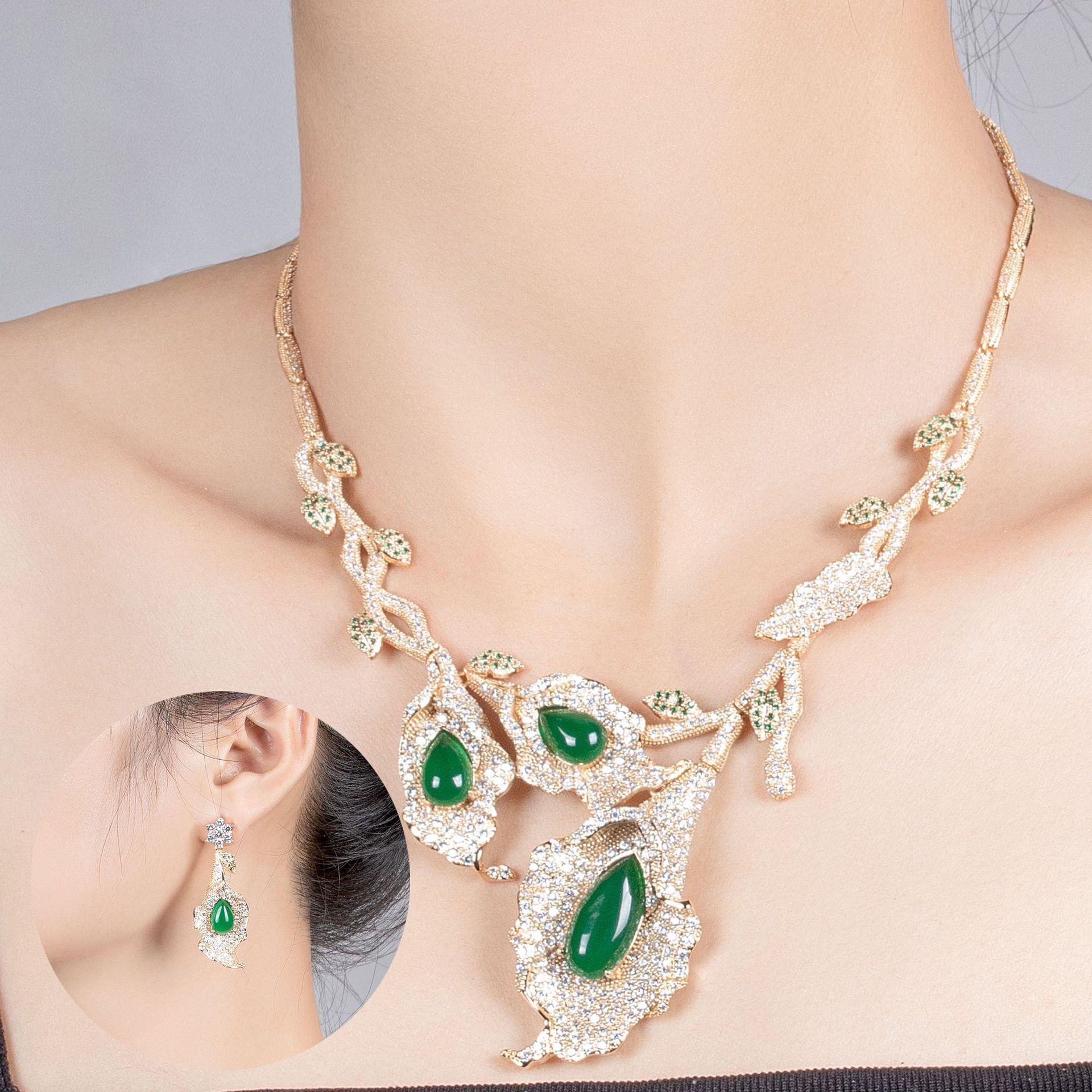 

ASNORA Unique Flower Design Necklace Fashion Bridal Wedding Cubic Zirconia For Women Classic Party Jewelry Sets for Women WHITE&45cm зелёный