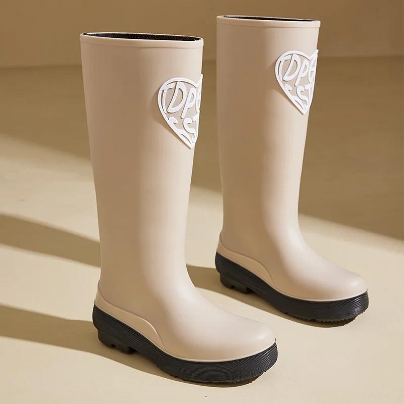 

Модные женские водонепроницаемые резиновые сапоги-высокие цилиндры нового стиля, подходящие для ношения на открытом воздухе, для работы, водная обувь, резиновая обувь с мягкой подошвой 41 белый