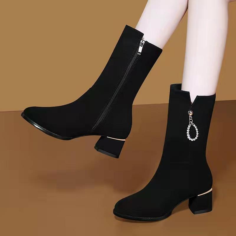 Knee High Boots for Women's Winter Fashion with Plush and Mid Heeled Long Boot