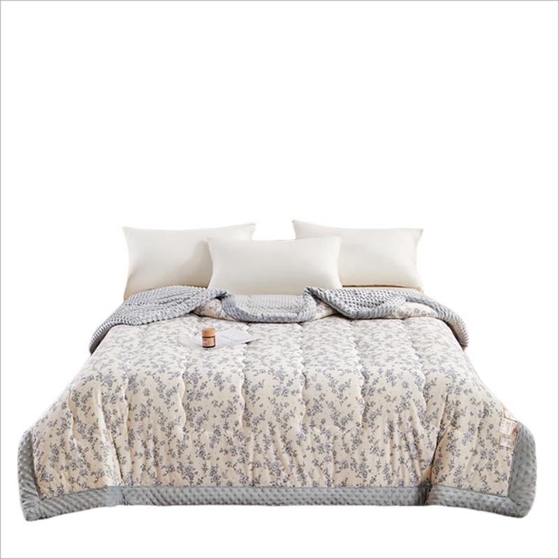 Hodo Knitted Minky Dot Floral Comforter