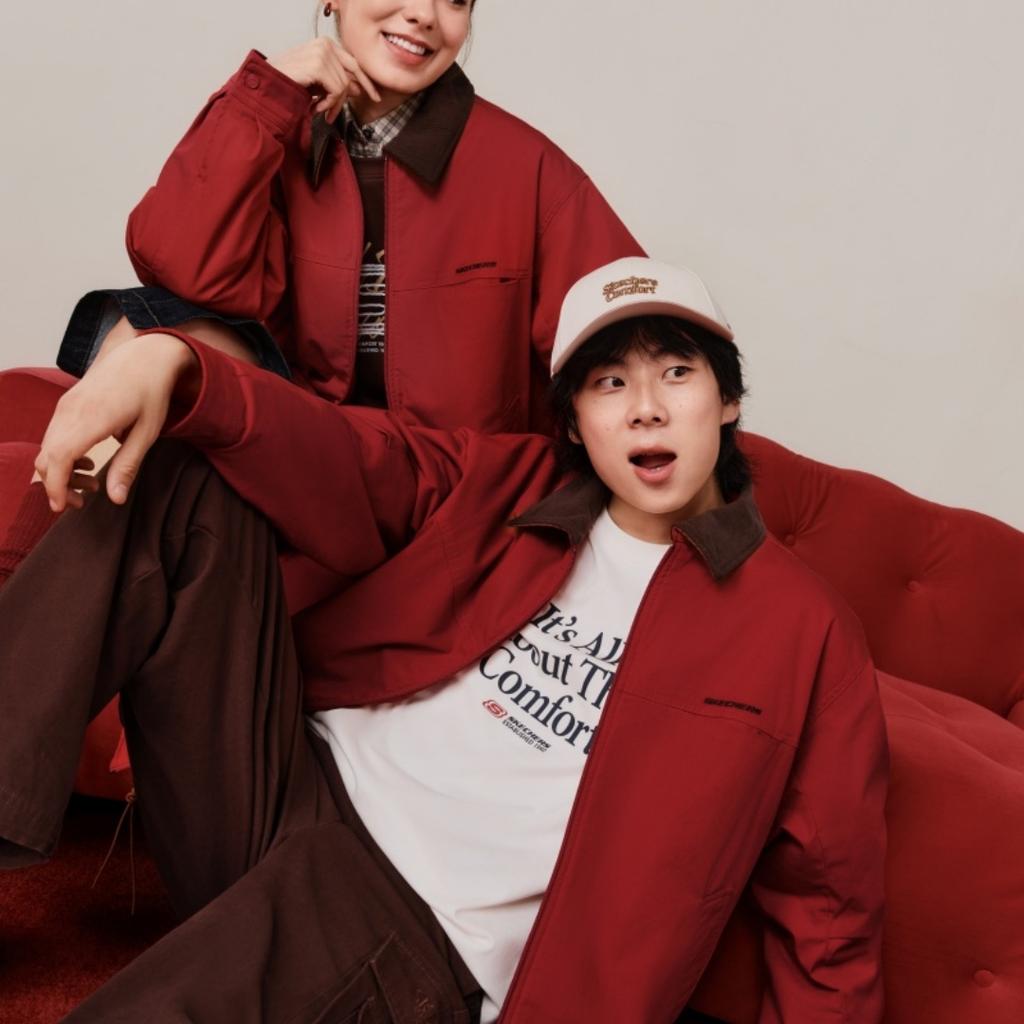 Skechers 26SS CNY Minimalist Comfortable Aesthetic Solid Color Fashion Versatile Classic Design Cotton Jacket Unisex Jacket Pale-Red L126U001-03LC