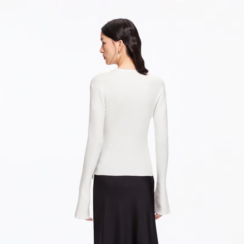 VEROMODA Women's Slim-Fit V-Neck Wool Blend Knit Sweater