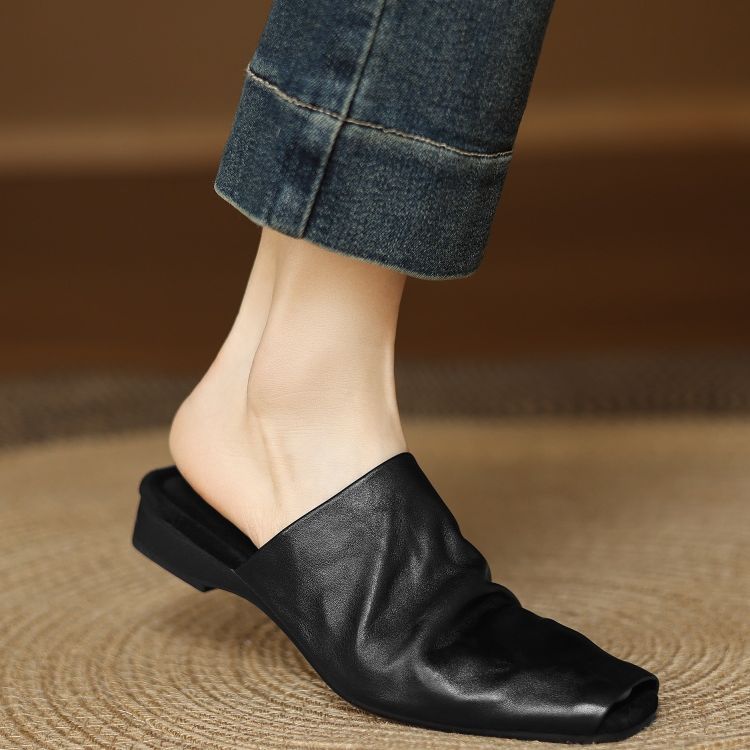 Huge soft~ French retro Muller half-drag pig nose shoes fashionable outer wear low heel thick heel bag head cool slippers female summer