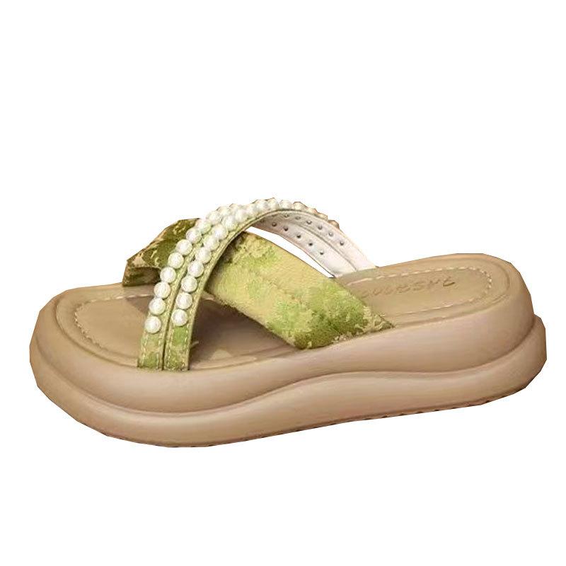 French beauty with skirt cool slippers women's summer wear 2025 new black thick-soled Roman women's half slippers