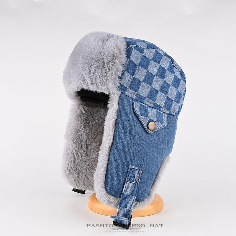 

Клетчатая ковбойская шляпа женская зимняя утолщенная плюшевая хлопковая шляпа мужская для улицы лыжная велосипедная шапка-ушанка тренд average size светло-синий