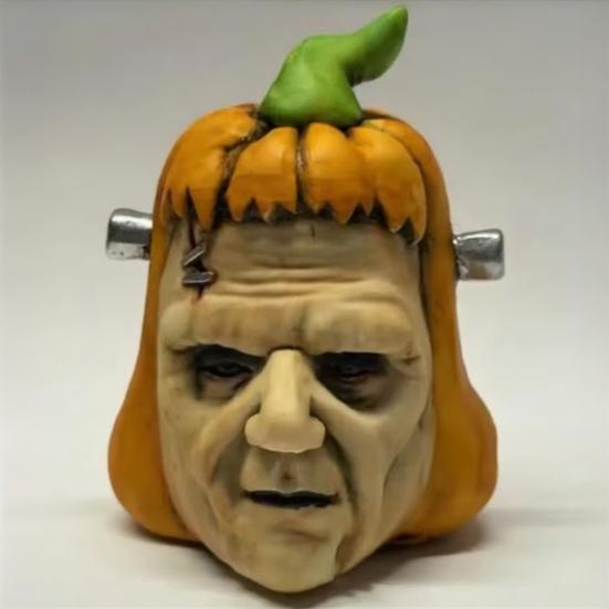 Pumpkin Face Sculpture Spooky Ghost Face Resin Pumpkin Figurine Halloween Tabletop Decoration for Indoor Outdoor Patio Home Decor