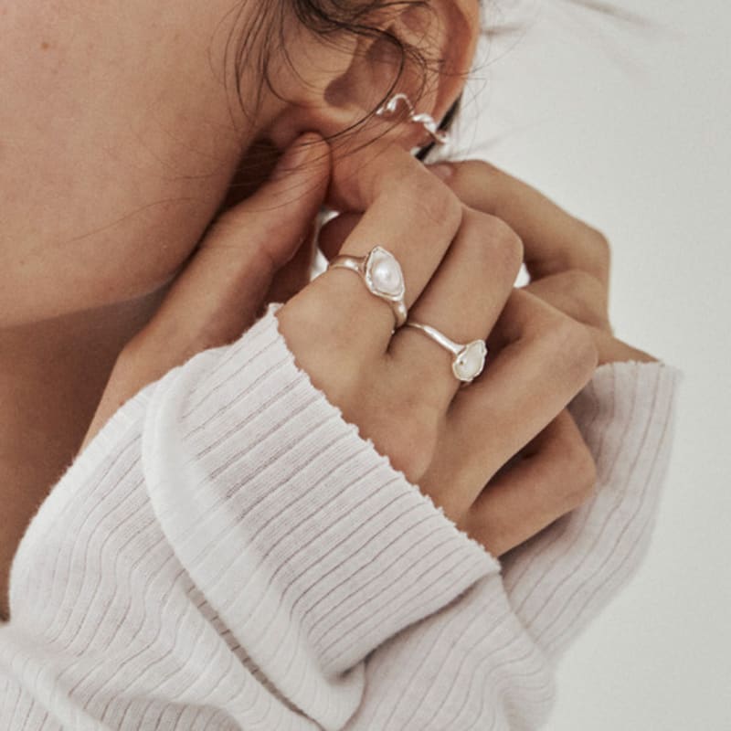 Dewy desert persona pearl Ring