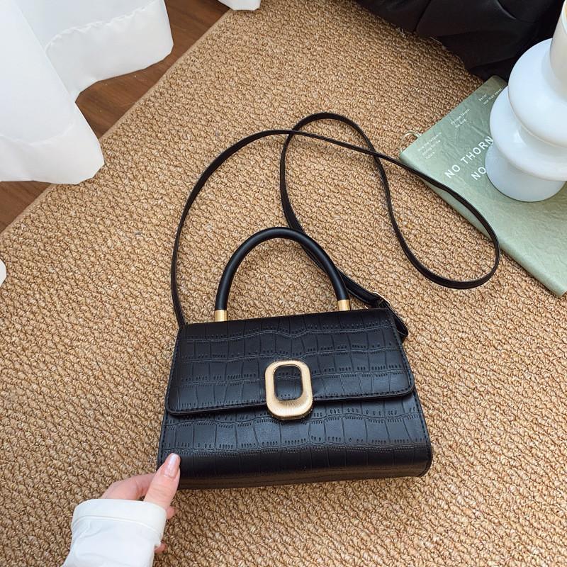 Fashion Pu Small Square Shoulder Bag With Lock Closure For Daily Use
