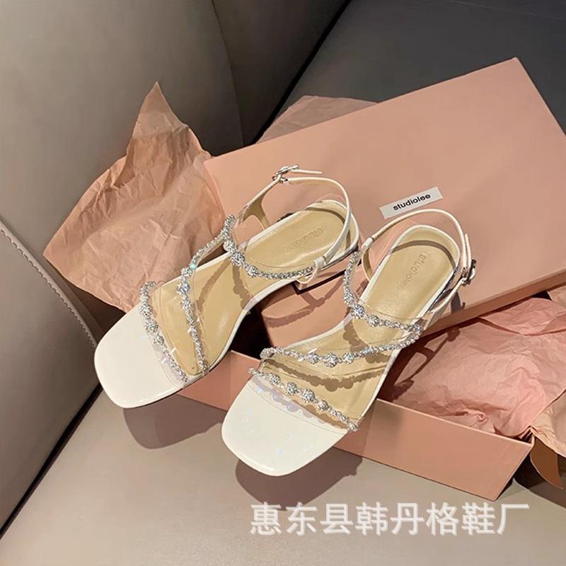 

Huizhou women s shoes! Sandals women s rhinestones with thick heels, new silver. 40