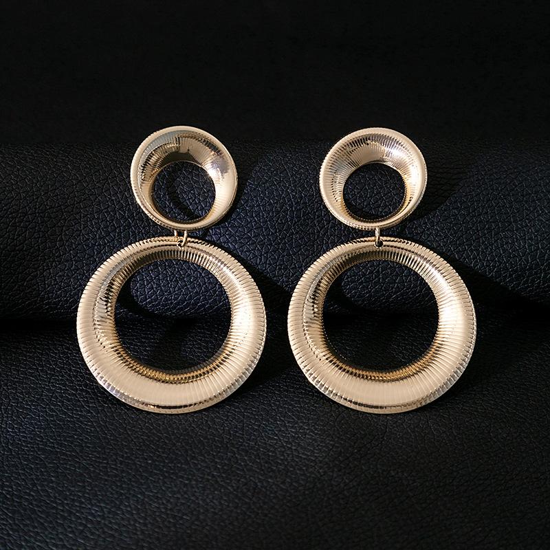 Retro Creative Size Striped Circle Earrings, Exaggerated Personality Design High-End Texture Earrings