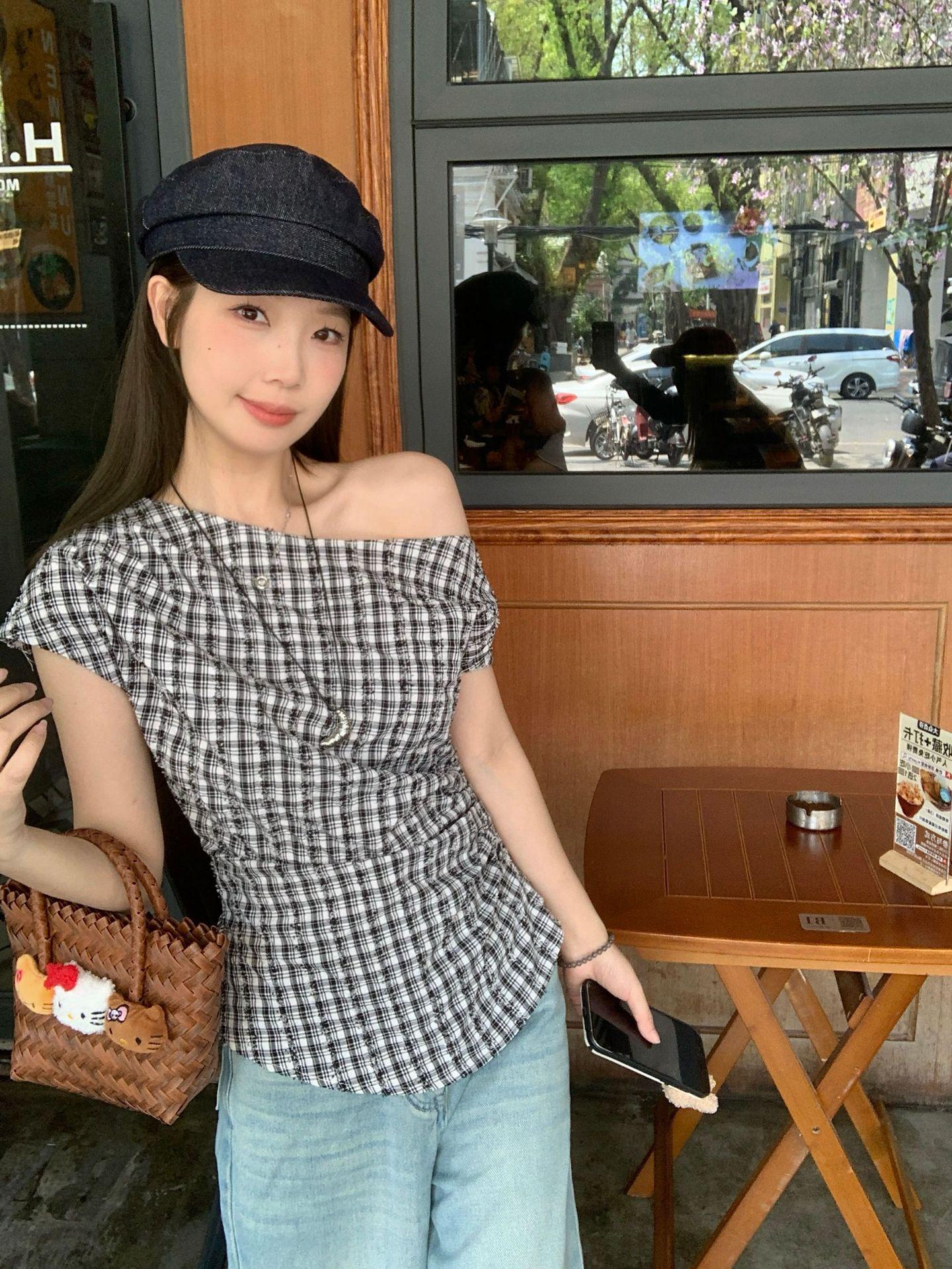 Plus Size French Design Plaid One-Shoulder Top 4XL