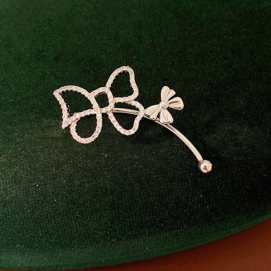 Zircon Bow Ear Clip: Elegant, Fashionable, High-End Cartilage Accessory