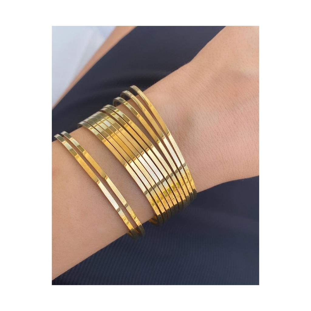 Dreiteiliges Ajda-Armband aus Edelstahl mit 14-Karat-Vergoldung, Matchstick-Armband