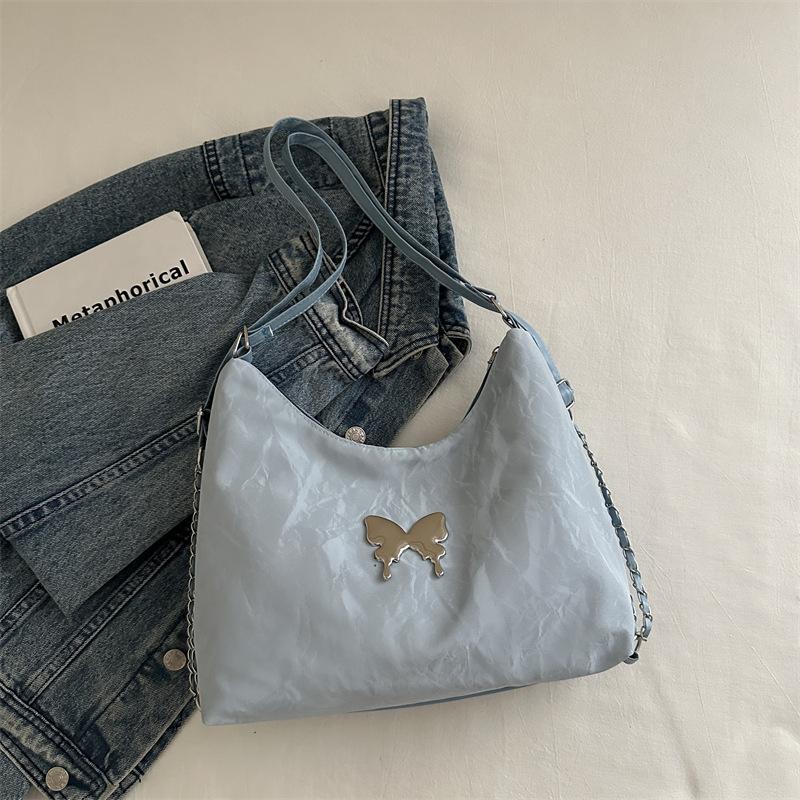 Butterfly fashion backpack, new chain, shoulder messenger bag, large-capacity tote bag for students in class