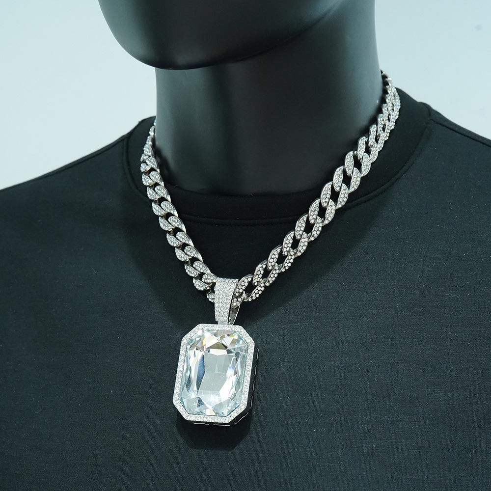 Collana Pendente Hip Hop da Uomo con Pietra Preziosa Colorata Quadrata e Catena Cubana Interamente Diamantata - Gioielli Unisex