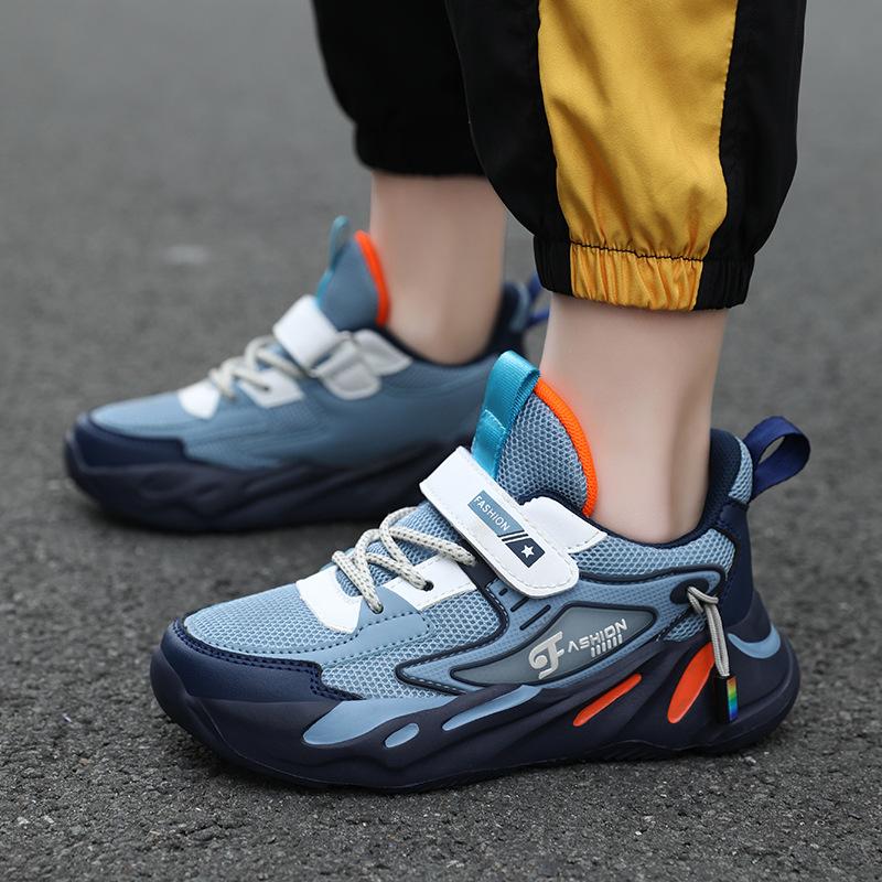 Classmate boy 2025 new autumn and winter waterproof leather surface medium and large children's sports shoes platform casual dad shoes