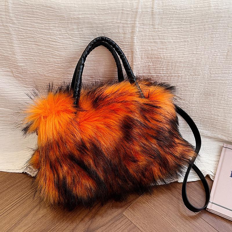 

Женская высококачественная плюшевая сумка на плечо и через плечо из искусственного меха, Осень/Зима 2025 оранжевый