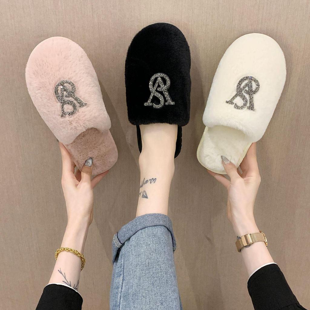 Women's Versatile Fuzzy Rhinestone Slippers - Warm Cotton for Autumn/Winter, Stylish for Home or Outdoor Use.