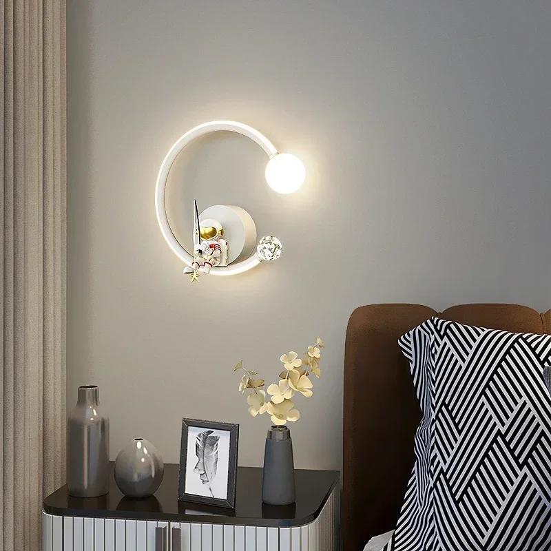 Cartoon-Hintergrund-Wand-LED-Leuchten Moderne minimalistische Astronaut Schlafzimmer Nachttischlampen für Zimmer Kinder Haushaltsgeräte