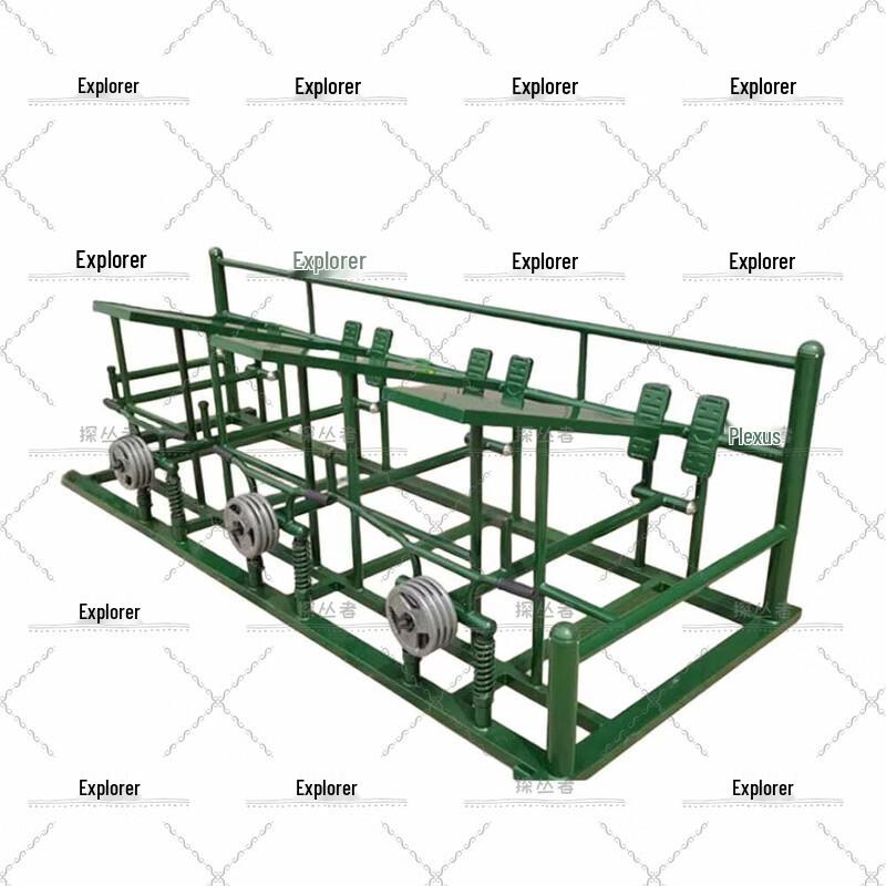 Outdoor 3-Person Fitness Training Station