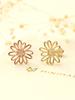 Minimalpiercing 14K Big Daisy Piercing Earrings