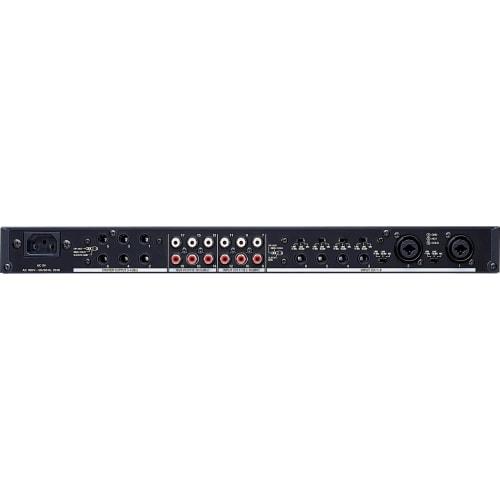 Roland FM-186 18-Channel/6-Bus Mic/Line Mixer