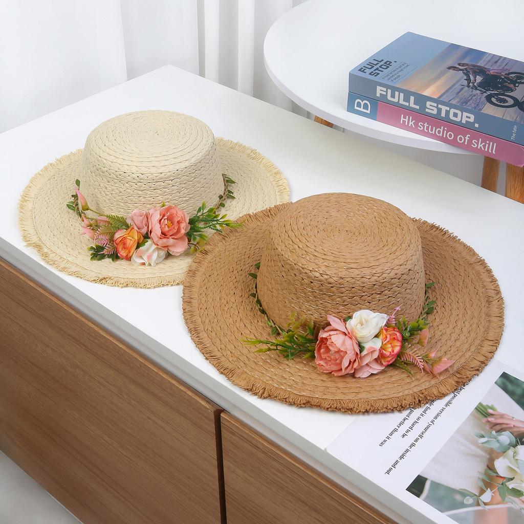 Ladies Straw Hat Flower Sun Hat Burr Elegant Travel Beach Hat Hand Knitted