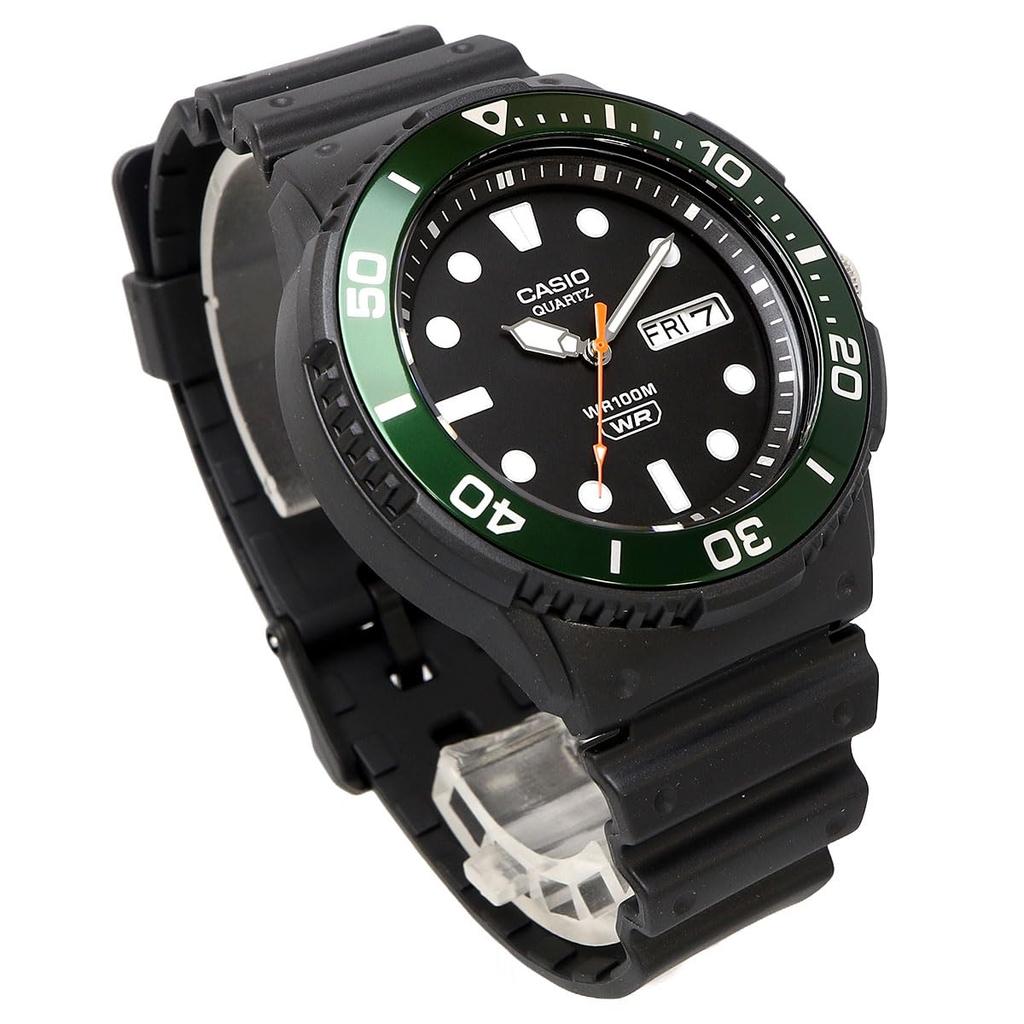 [CASIO] CASIO STANDARD Quartz Watch MRW-230H-1E3V Men's Black × Green Bezel Overseas Model